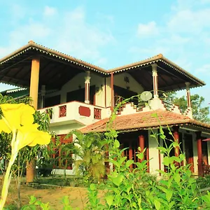 https://sinhagiri-villa.kandyhotelsnow.com